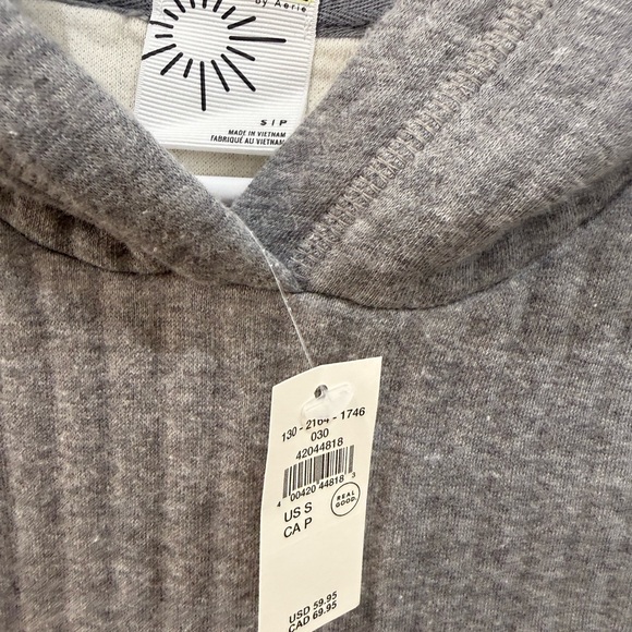 NWT AERIE OFFLINE Hoodie - Picture 4 of 4